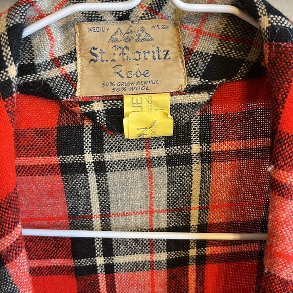 Vintage ❗️st. Moritz robe red plaid men’s robe medium 50/50 orlon acrylic/wool - Picture 3 of 9